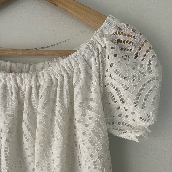 Lilly Pulitzer White Off Shoulder Dress - Picture 5 of 11